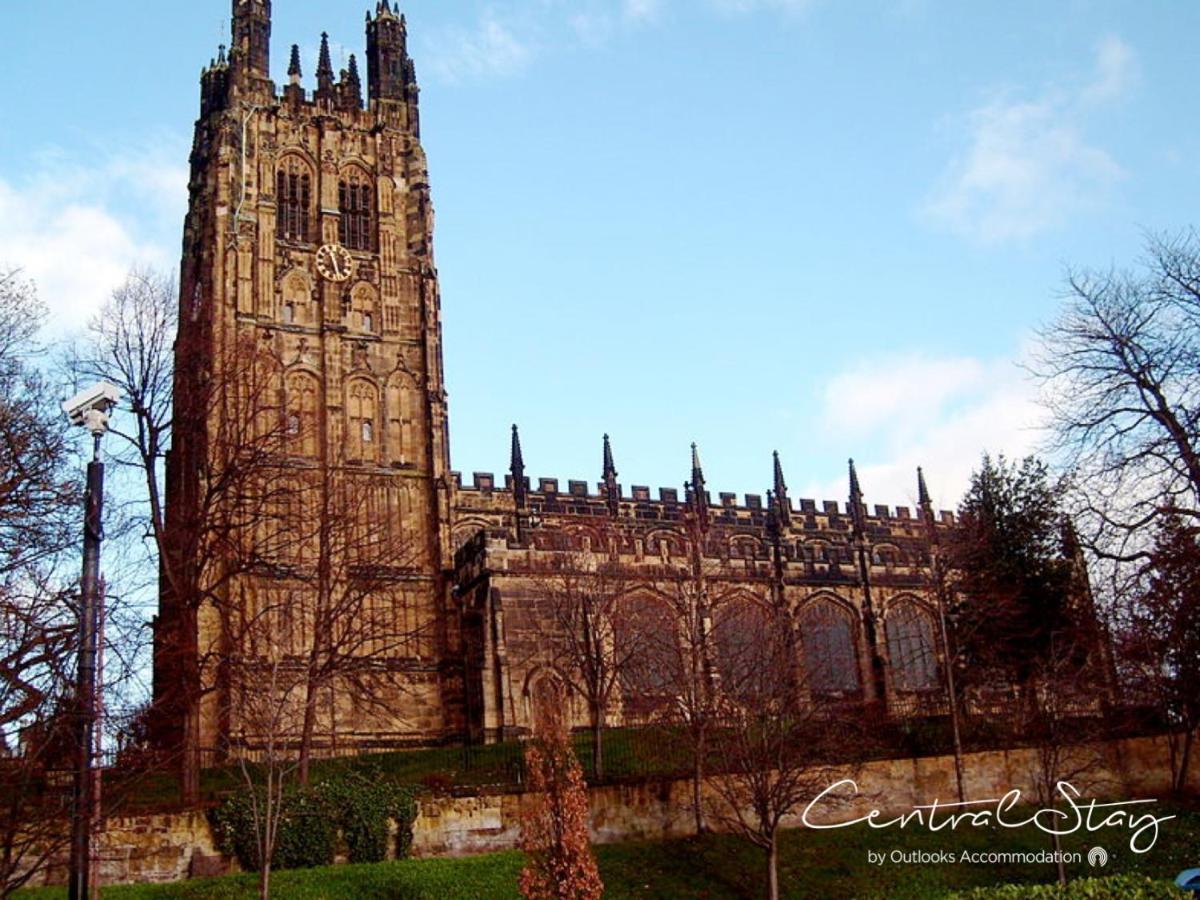 The Lower Gathering - Town Centre - Sleeps Up To 10 Wrexham Bagian luar foto