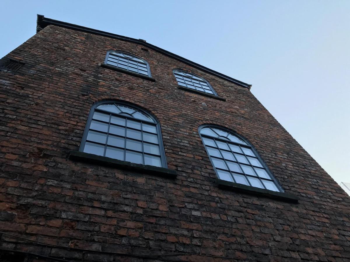 The Lower Gathering - Town Centre - Sleeps Up To 10 Wrexham Bagian luar foto
